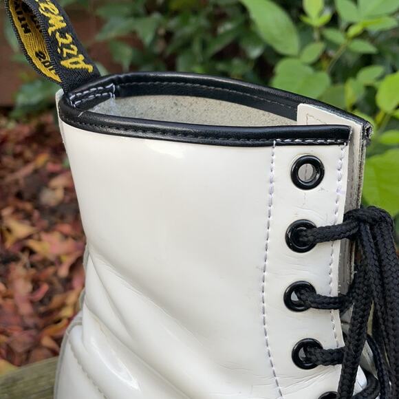 Dr Martens 1460W Patent Lamper White Combat Boots Women's Size 8 US / 6 UK - Picture 13 of 16